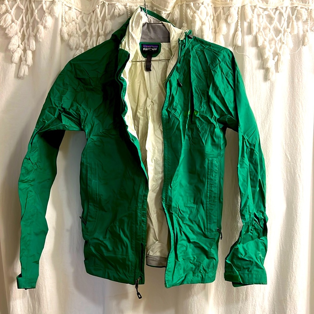 Men's Patagonia Rain Shell, Small